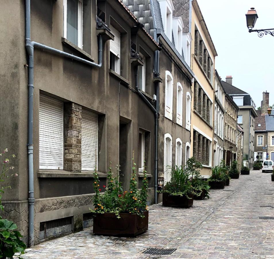 Lumineux T2 Vieille Ville 3 Pers Parking Gratuit - By La Source D'Orfee Boulogne-sur-Mer Kültér fotó